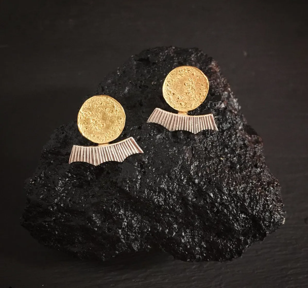 Moon disc earrings silver